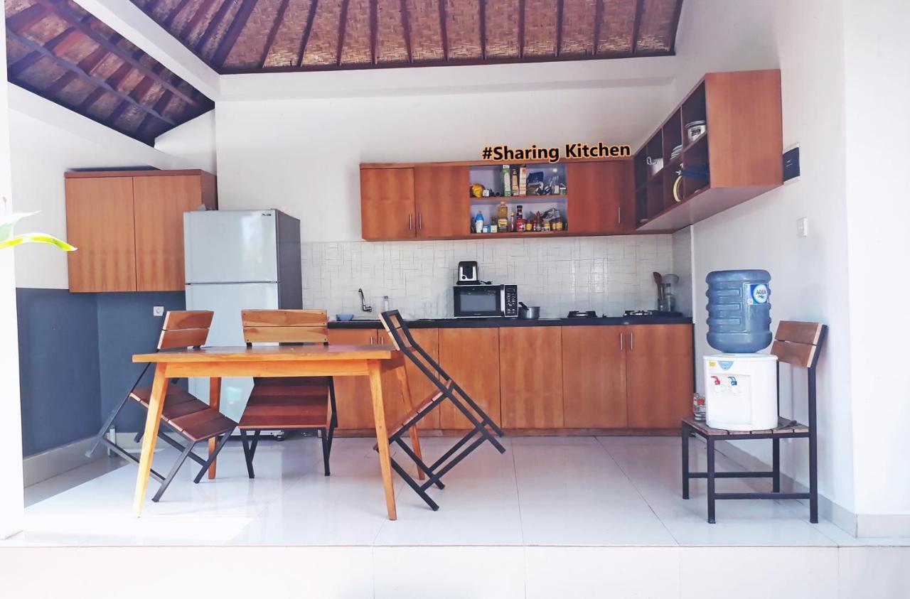 Sahadewa Suites Residence Kerobokan  Exterior photo